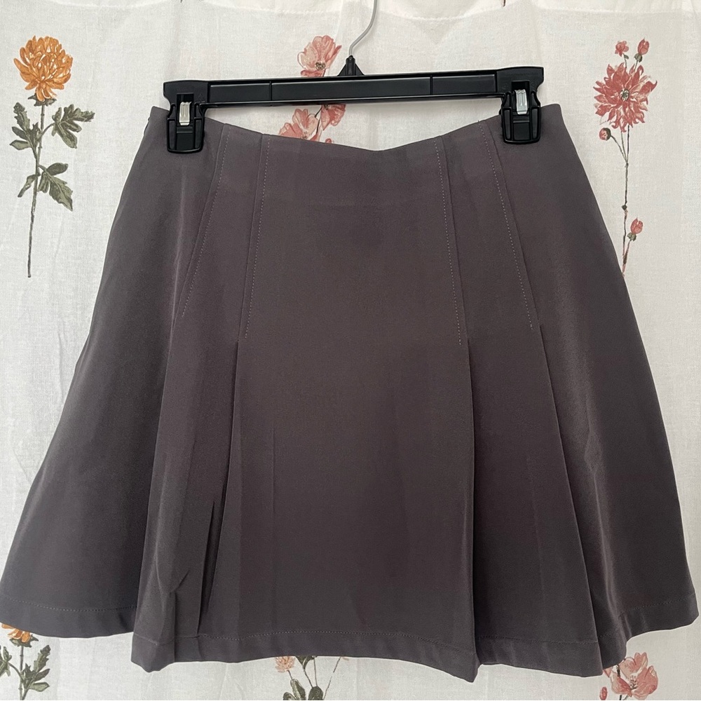 Elegant Gray Women's Skirt